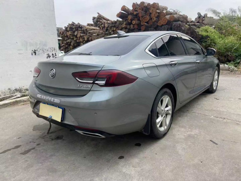 广州23年别克君威7