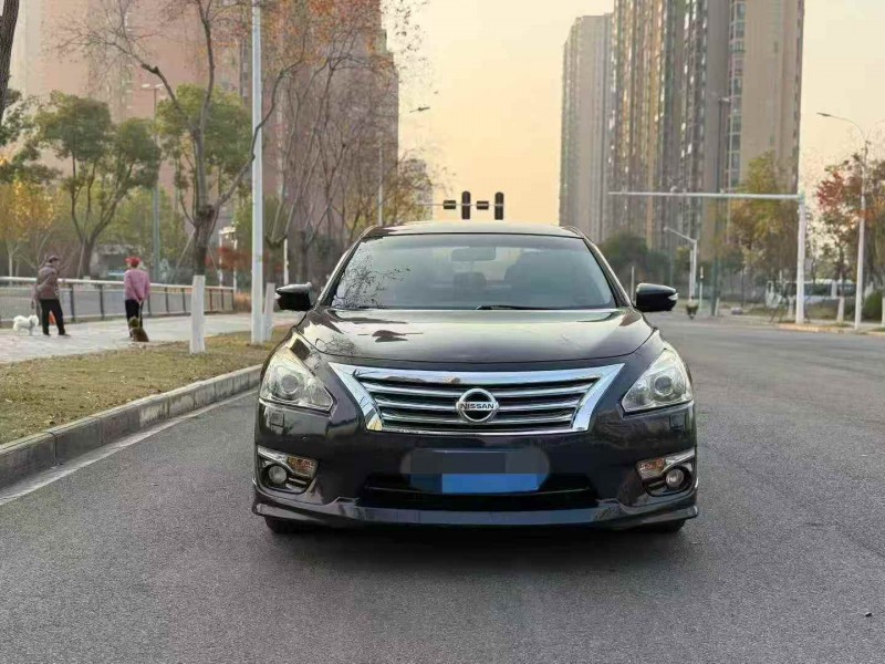 十堰13年日产天籁1