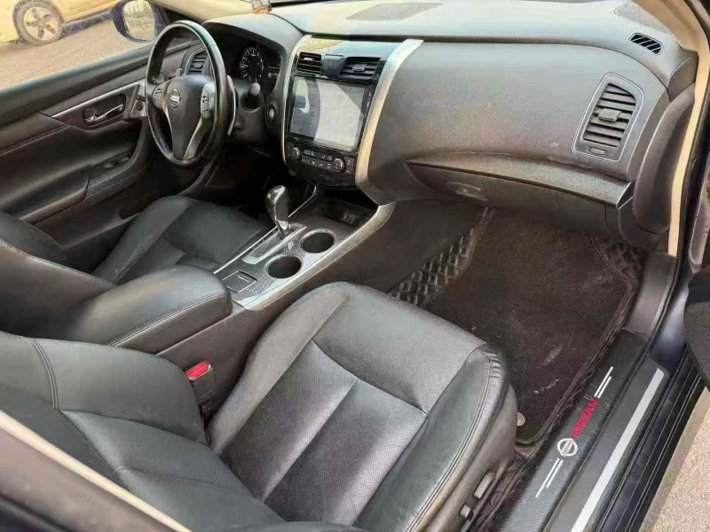 十堰13年日产天籁4