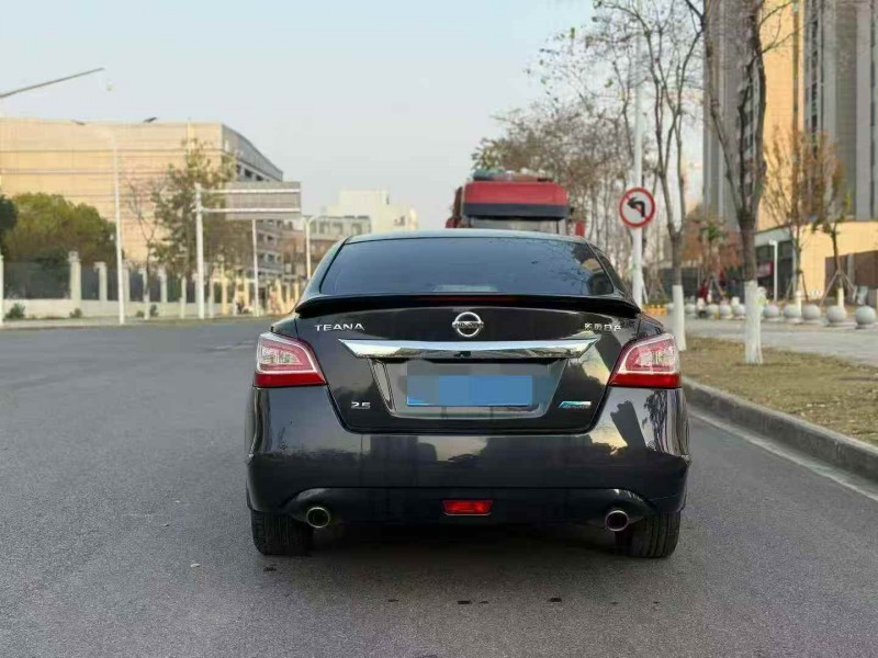 十堰13年日产天籁9