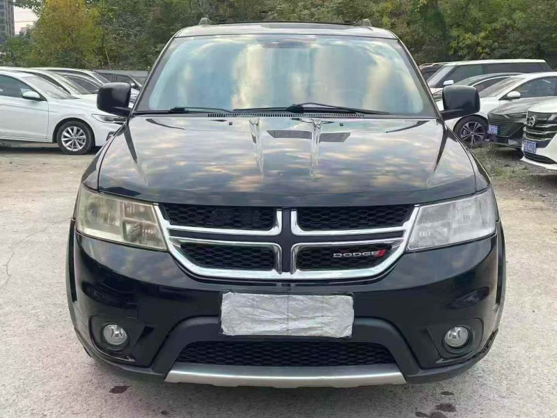 湘潭16年道奇酷威1