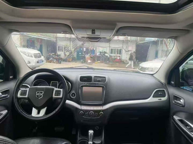 湘潭16年道奇酷威4