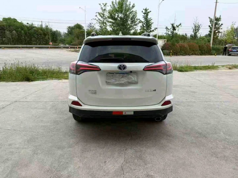 徐州19年丰田RAV4荣放9