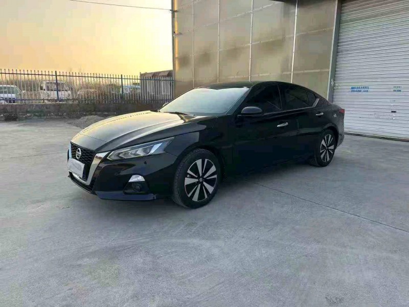 徐州22年日产天籁3