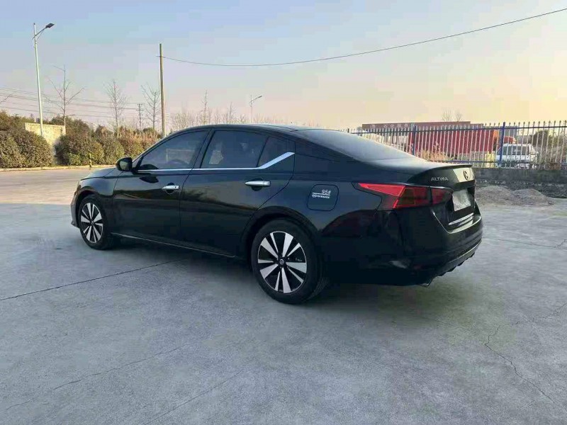 徐州22年日产天籁8