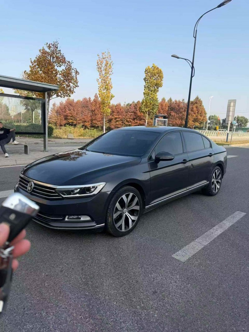 淮南17年大众迈腾2