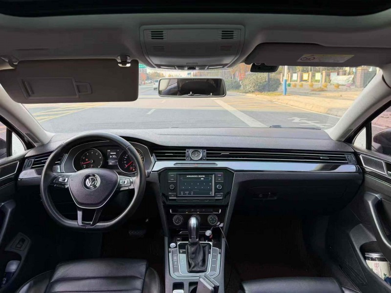 淮南17年大众迈腾4