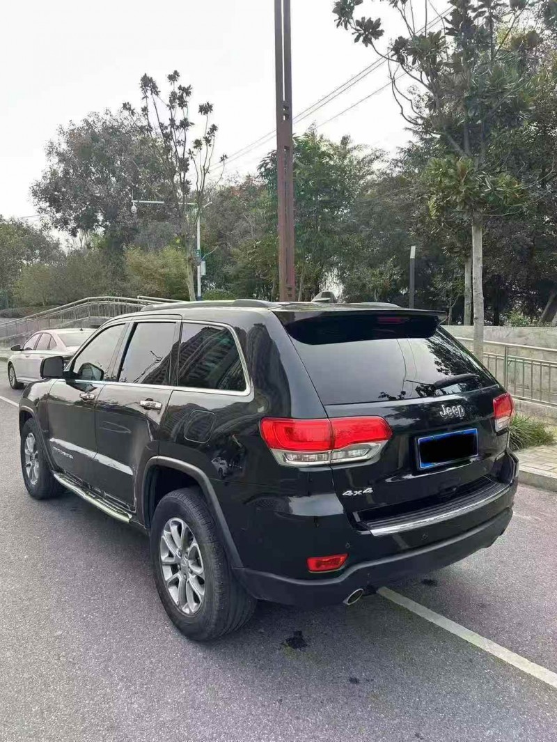 马鞍山17年Jeep大切诺基7