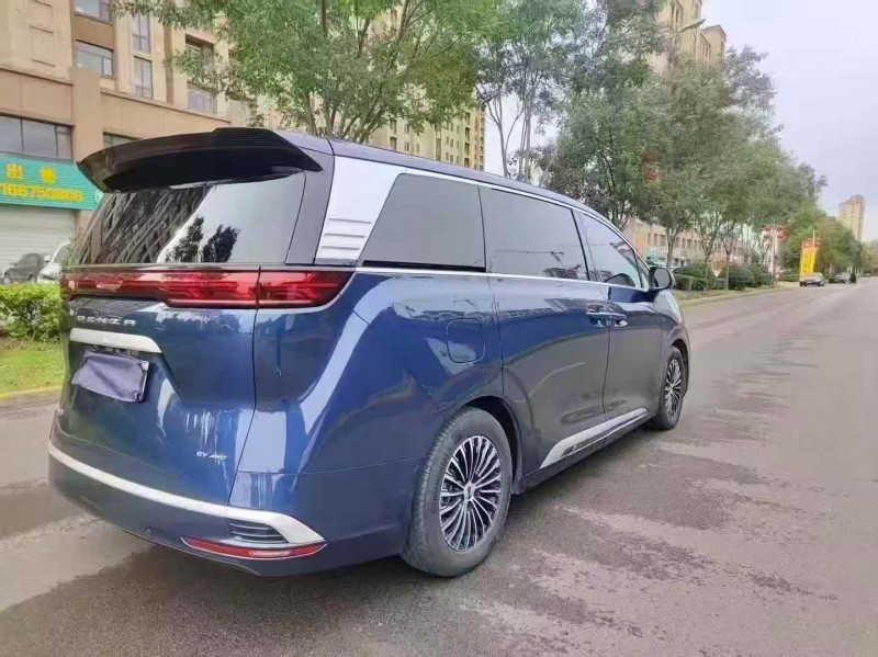 东营24年腾势D97