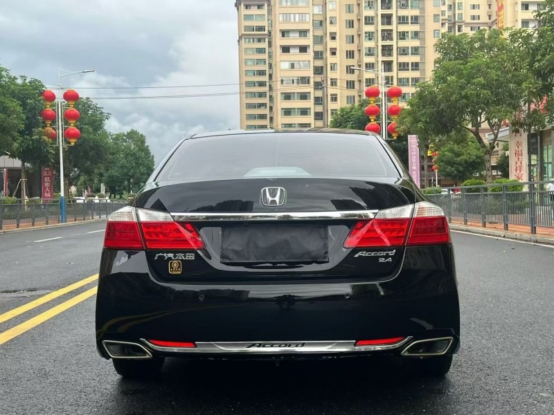 东莞14年本田雅阁9