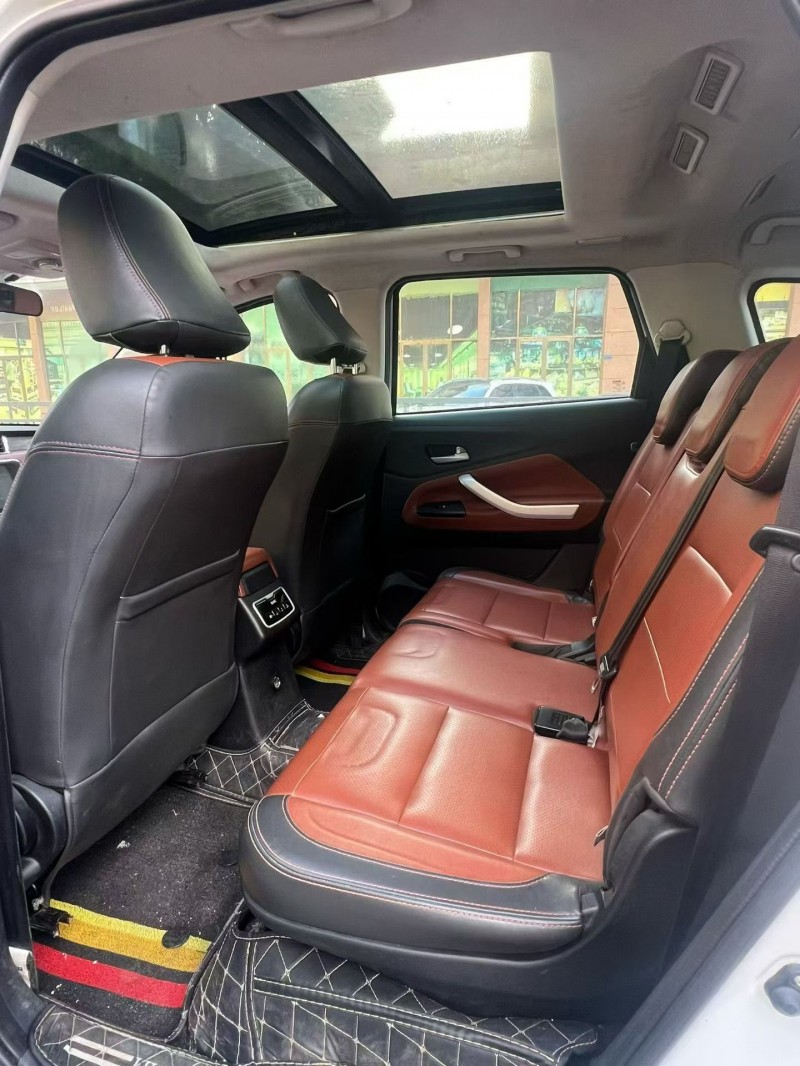 东莞17年北汽制造幻速6