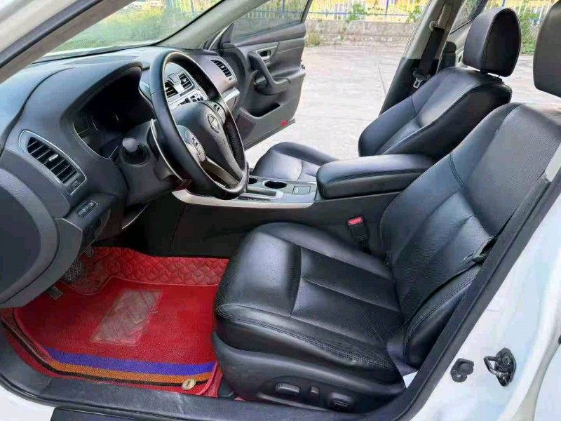 徐州13年日产天籁4