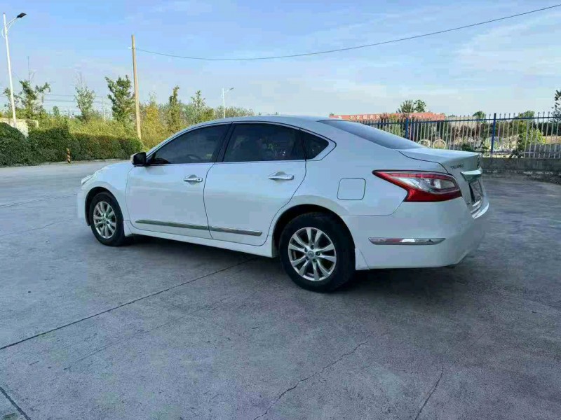 徐州13年日产天籁8