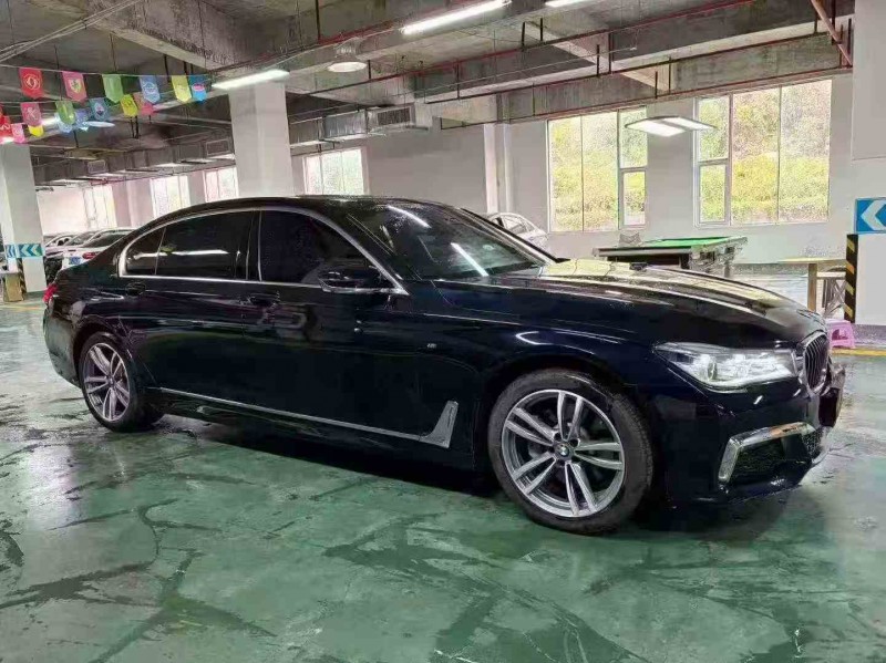 六盘水18年宝马7系2