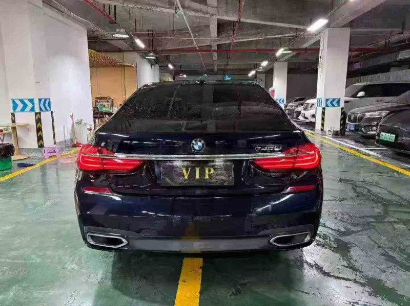 六盘水18年宝马7系9