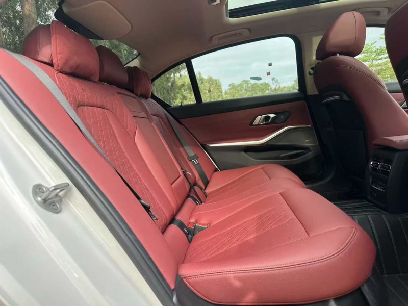 广州22年宝马3系7