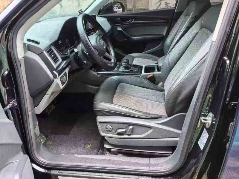 安顺19年奥迪Q54