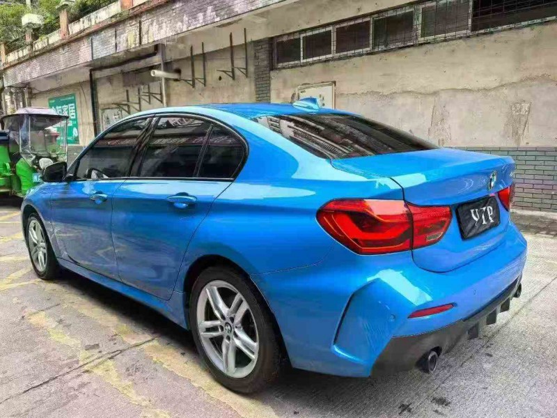 安顺21年宝马1系7