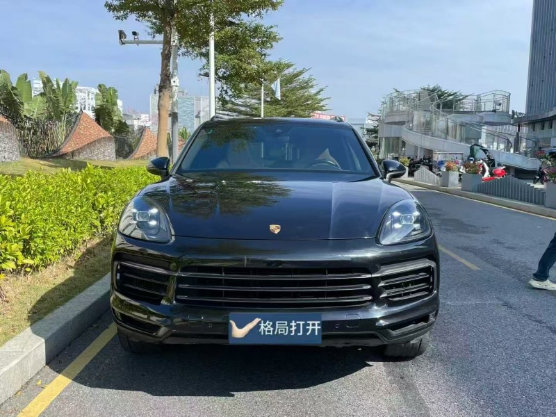 广州18年保时捷卡宴1