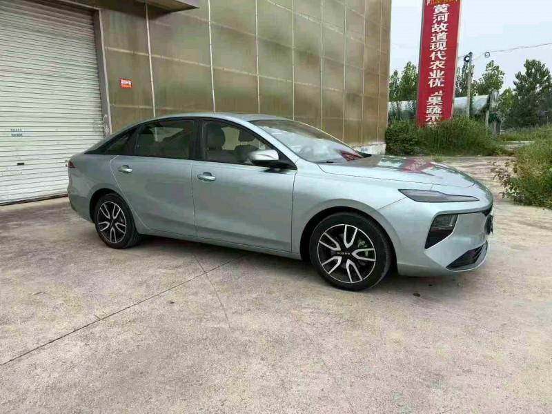 徐州25年荣威D63