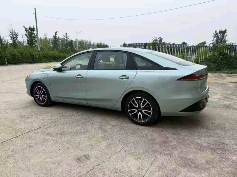 徐州25年荣威D68