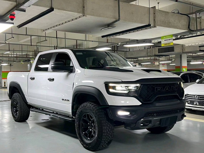 成都24年道奇公羊2