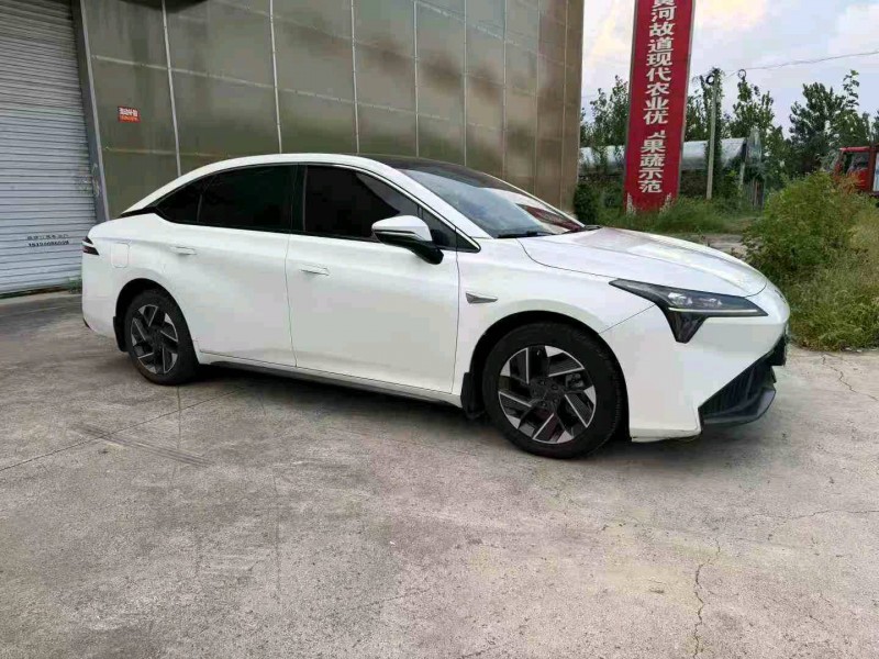 徐州22年传祺埃安S2