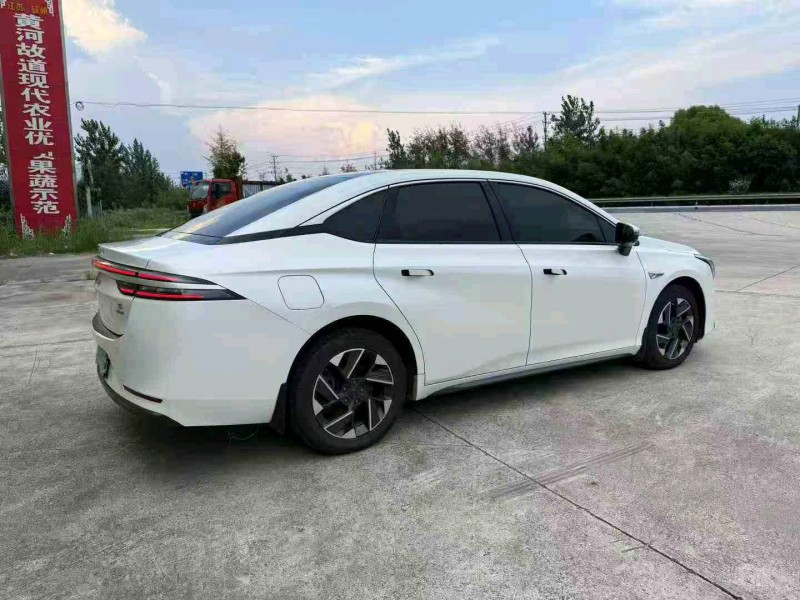 徐州22年传祺埃安S8