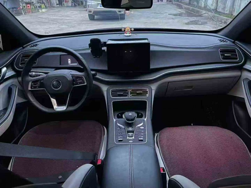 安顺23年比亚迪秦4