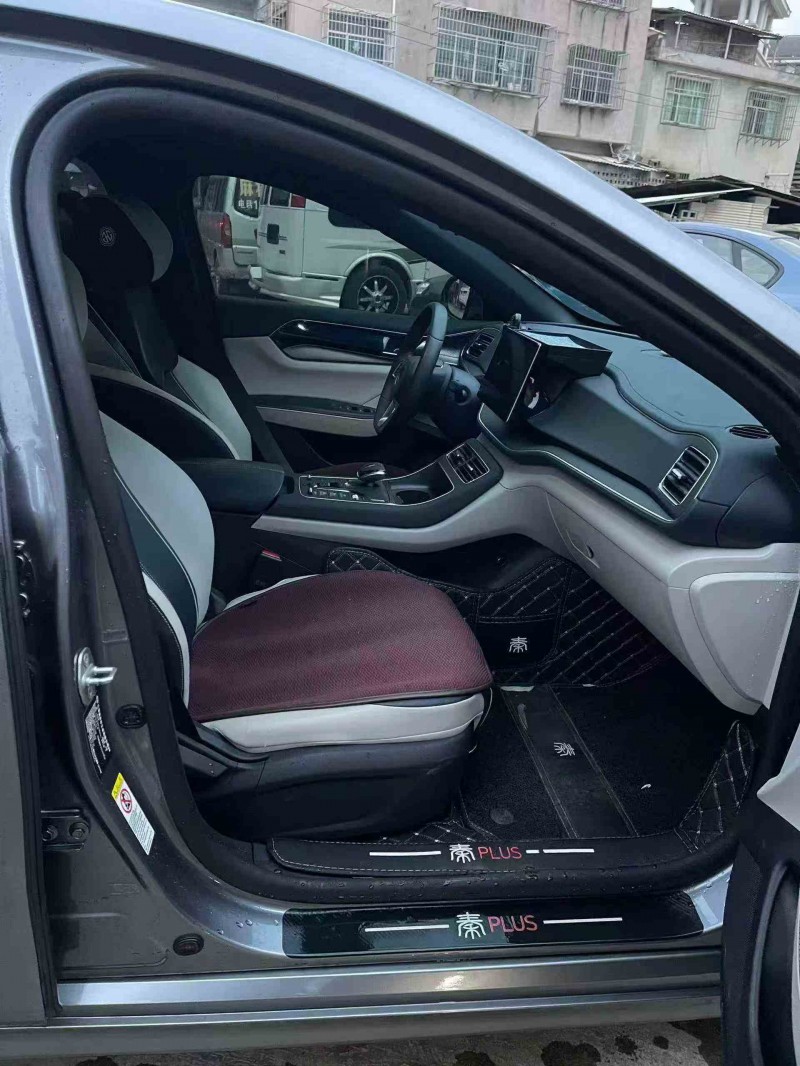 安顺23年比亚迪秦6