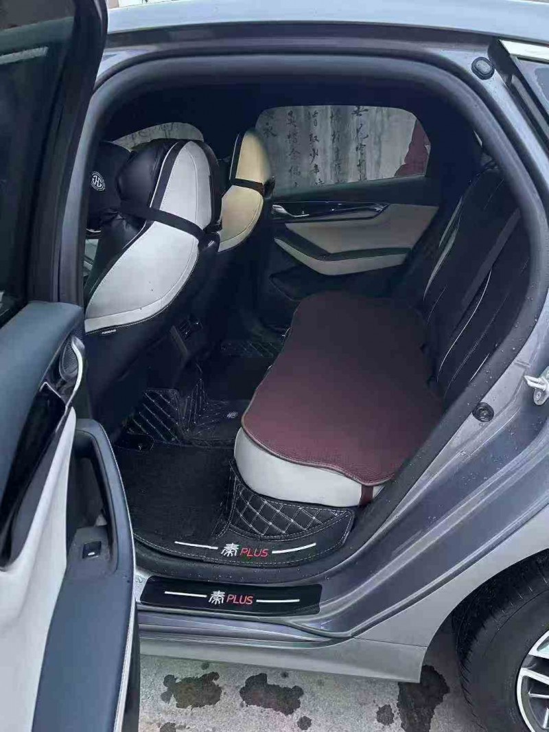 安顺23年比亚迪秦7