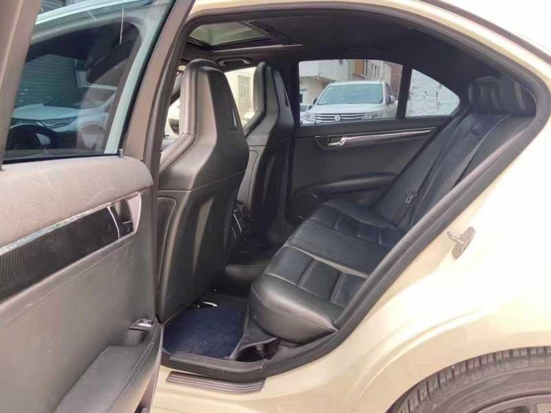 广州11年奔驰AMG6