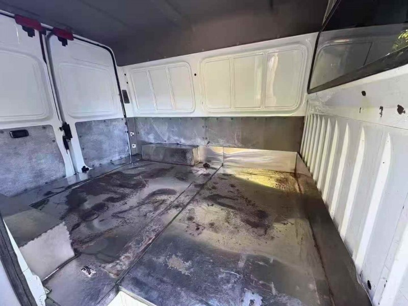 新余21年江铃特顺4