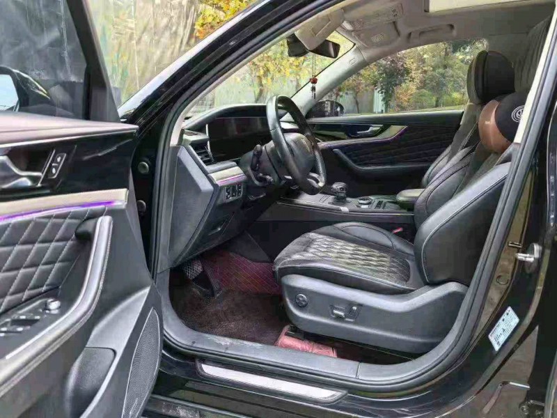 泸州21年红旗HS55