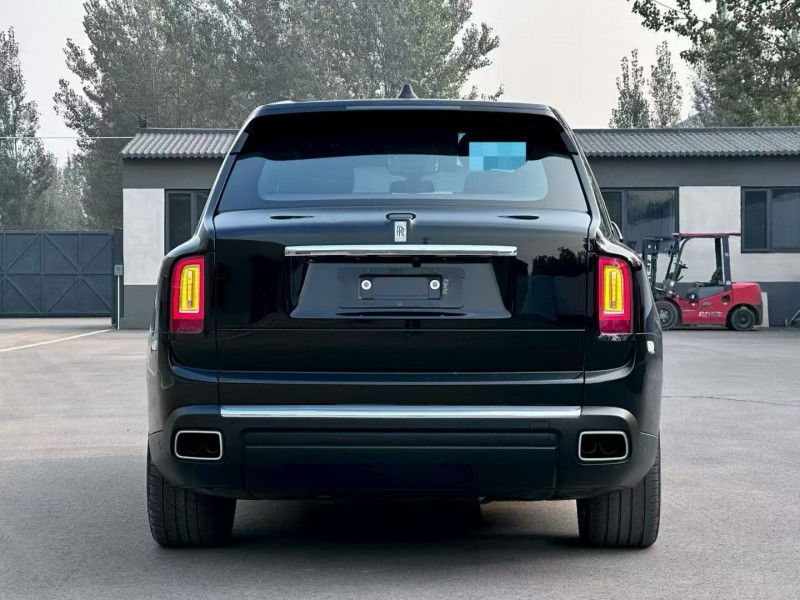 唐山23年劳斯莱斯库里南9