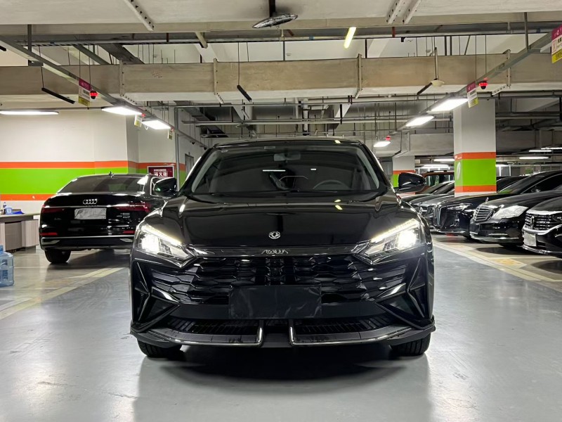 成都25年东风奕炫1