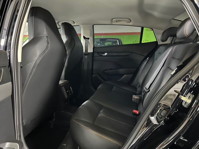 成都25年东风奕炫4