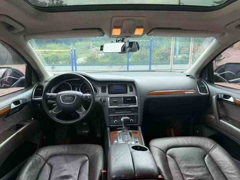 毕节14年奥迪Q74