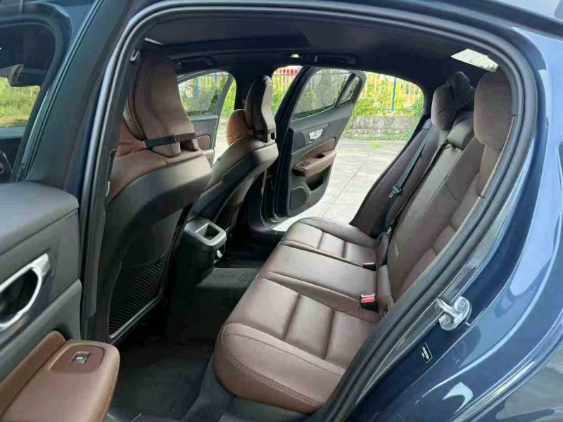 徐州23年沃尔沃S60L6