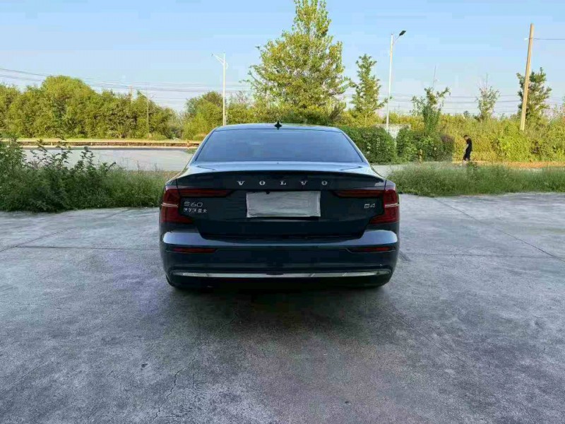 徐州23年沃尔沃S60L9