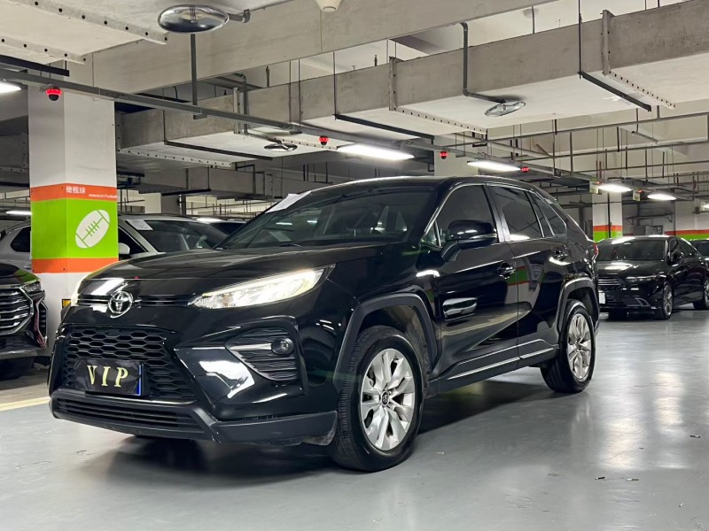 成都22年丰田威兰达3