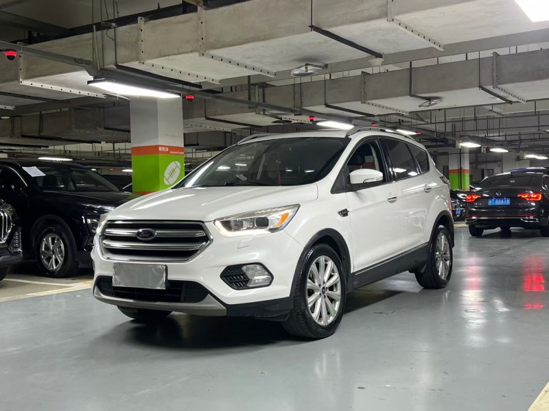 成都18年福特翼虎6