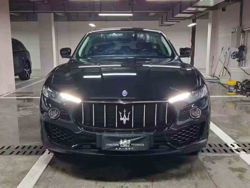 遵义20年玛莎拉蒂Levante1