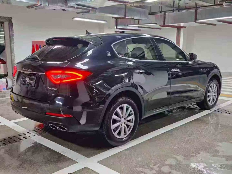 遵义20年玛莎拉蒂Levante6