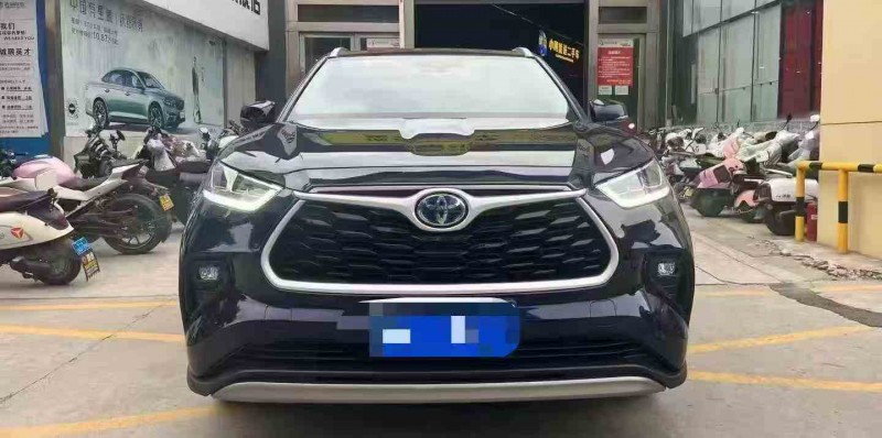 安顺23年丰田汉兰达1