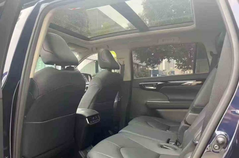 安顺23年丰田汉兰达3