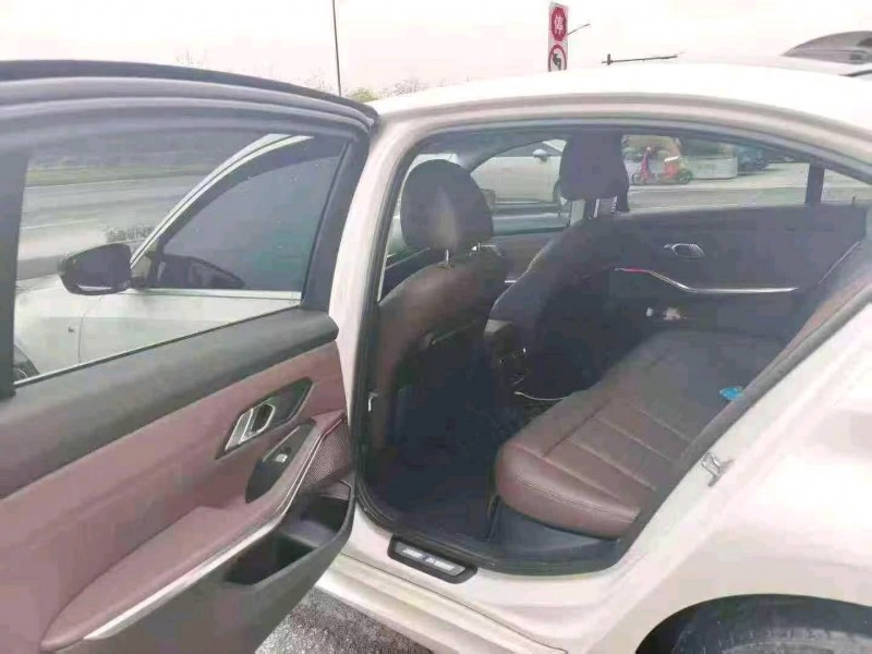 台州20年宝马3系8