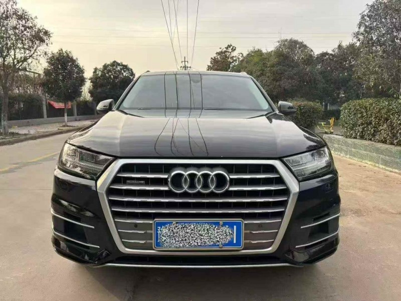 洛阳19年奥迪Q71