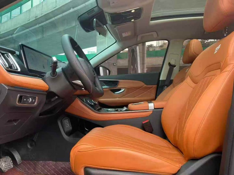 济宁25年奇瑞捷途5