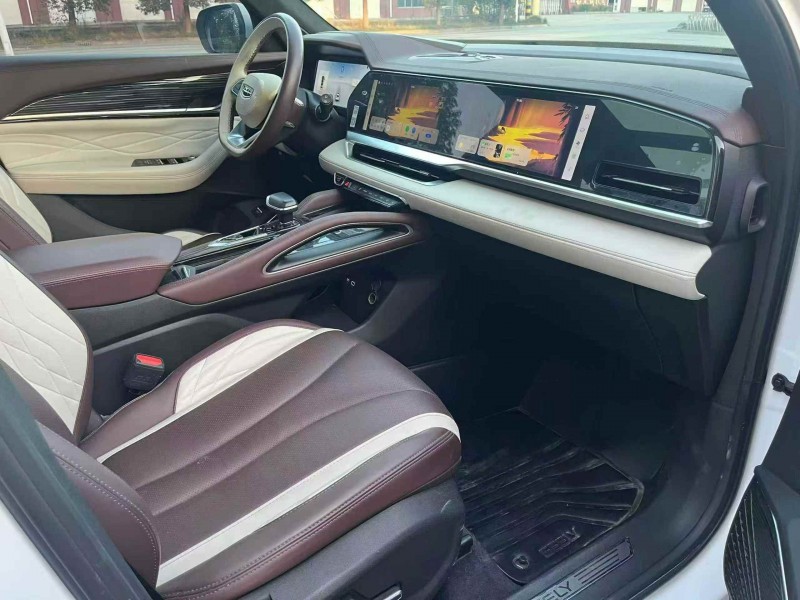 宜昌22年吉利星越5